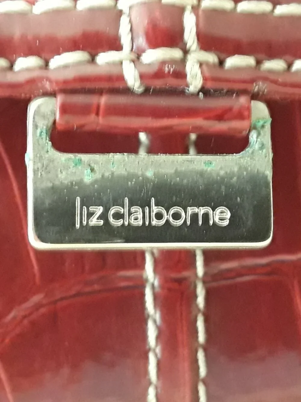 NWT Liz Claiborne Burgundy Croc Embossed Faux-Leather Trifold Wallet Checkbook